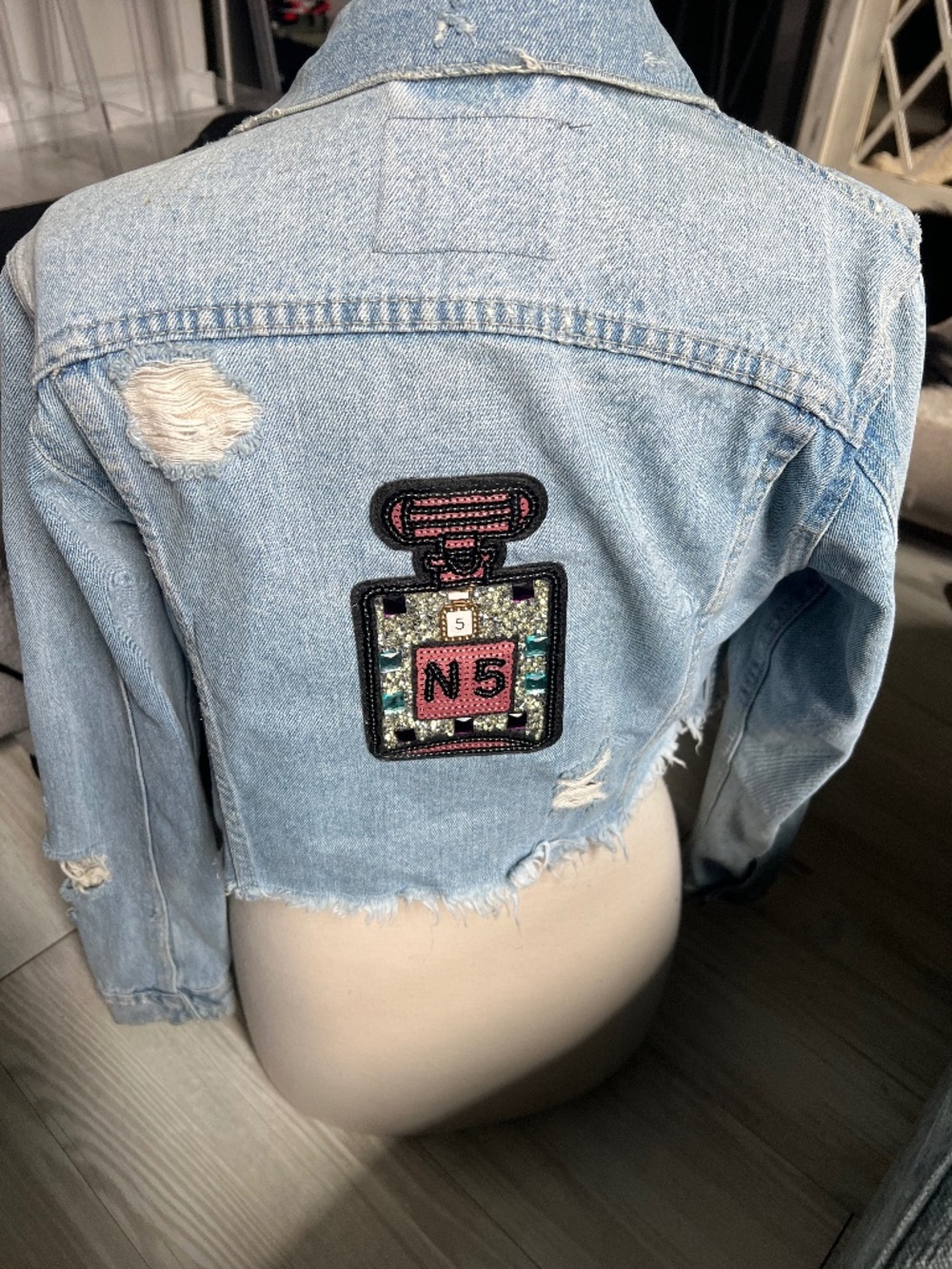 Car Mar Jean jacket with back patch perfume bottle size M